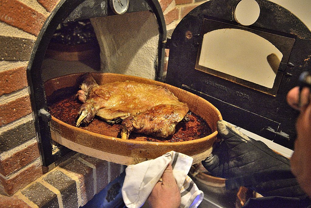 Asado en horno de le�a
