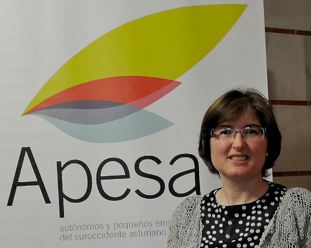 Premio APESA 2015 - Da. Carmen Rodrguez de Academia Mary Carmen