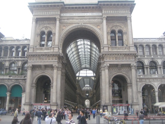 Galeria Comercial centro de Miln