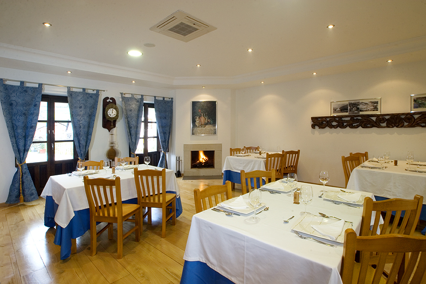 Vista comedor Hotel L`Anceo