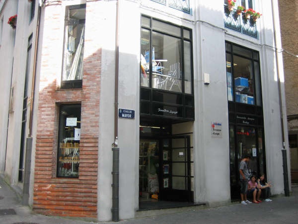fachada ferreteria
