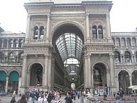 Galeria Comercial centro de Milán